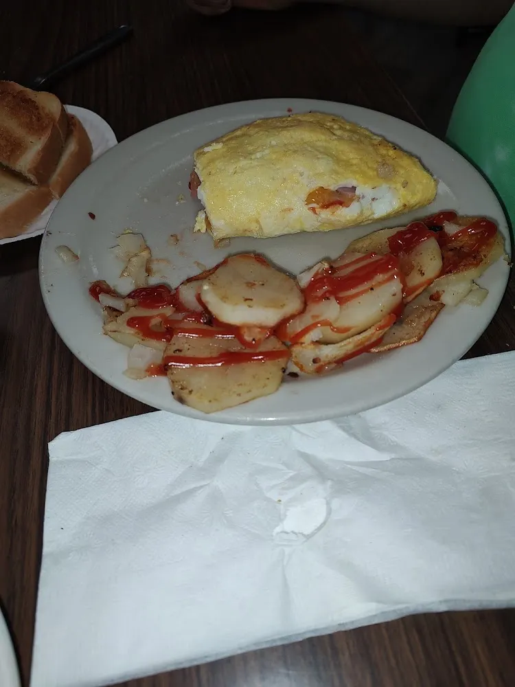Ham & Cheese Omelette w Home Fried Potatoes